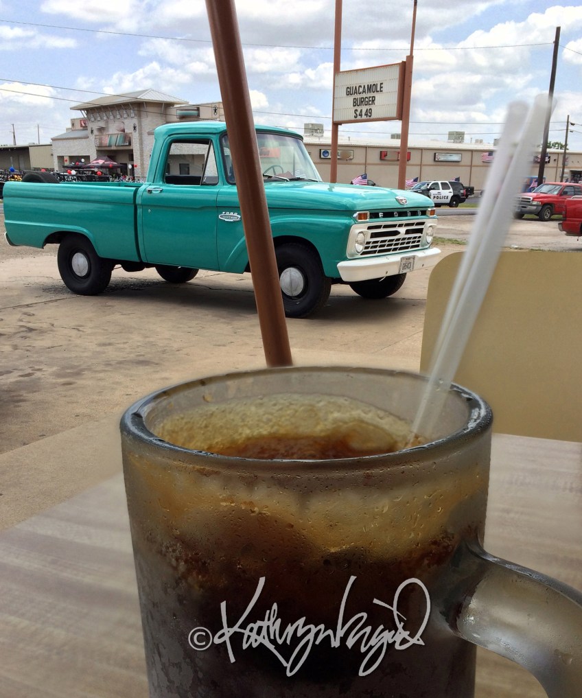 Photo: Mr. Frosty's Root Beer
